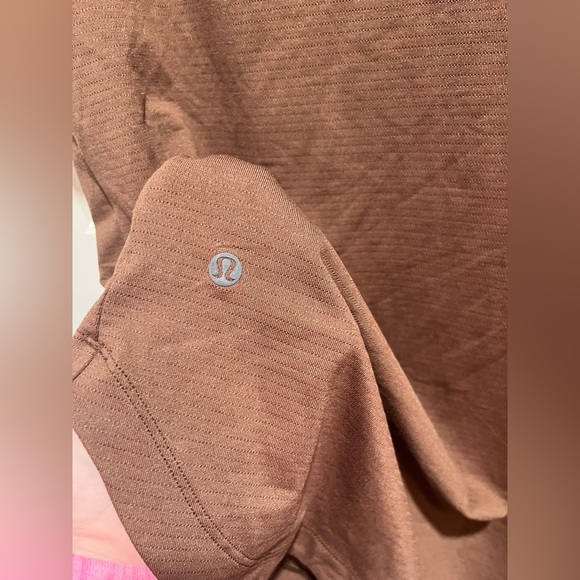 Lululemon Drysense Short Sleeve Shirt - Picture 6 of 7